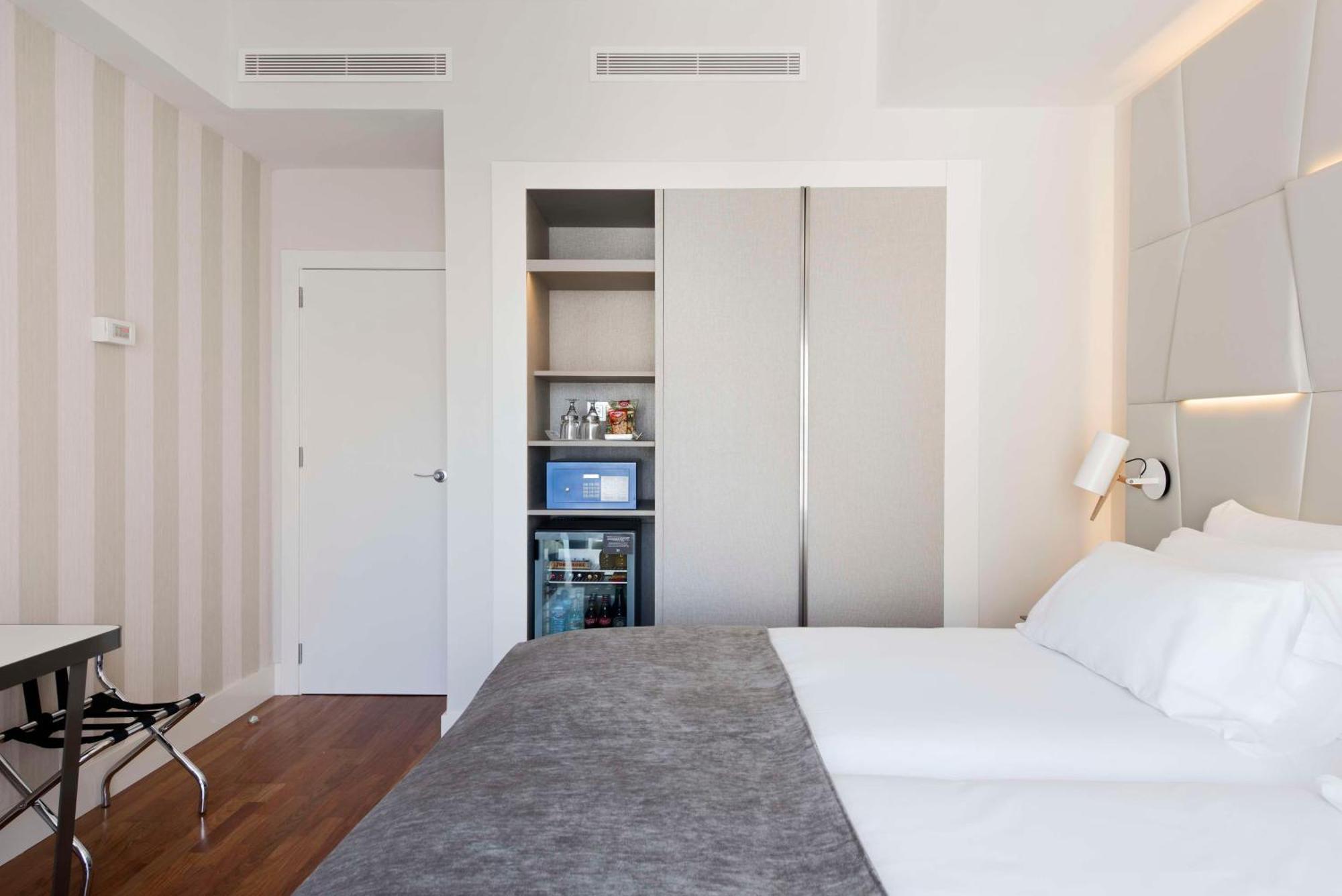 Готель Nh Collection Madrid Colon Екстер'єр фото